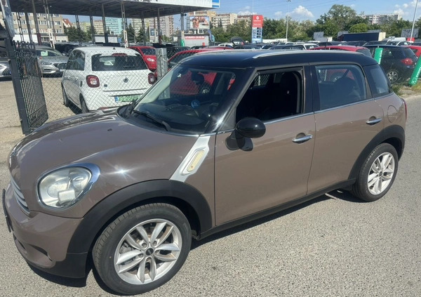 MINI Countryman cena 34900 przebieg: 197000, rok produkcji 2010 z Zbąszyń małe 379